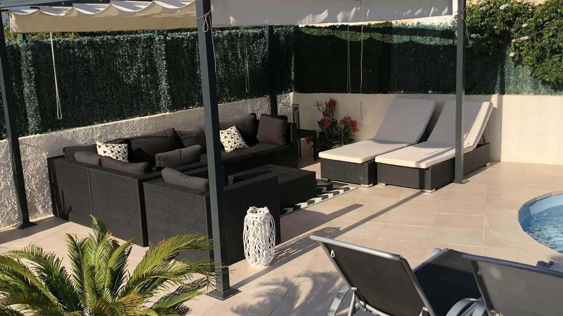 Casa Con Piscina, A/A, Bbq, Wifi Y Garaje En Sant Pere Pescador - Es-89-76 Villa